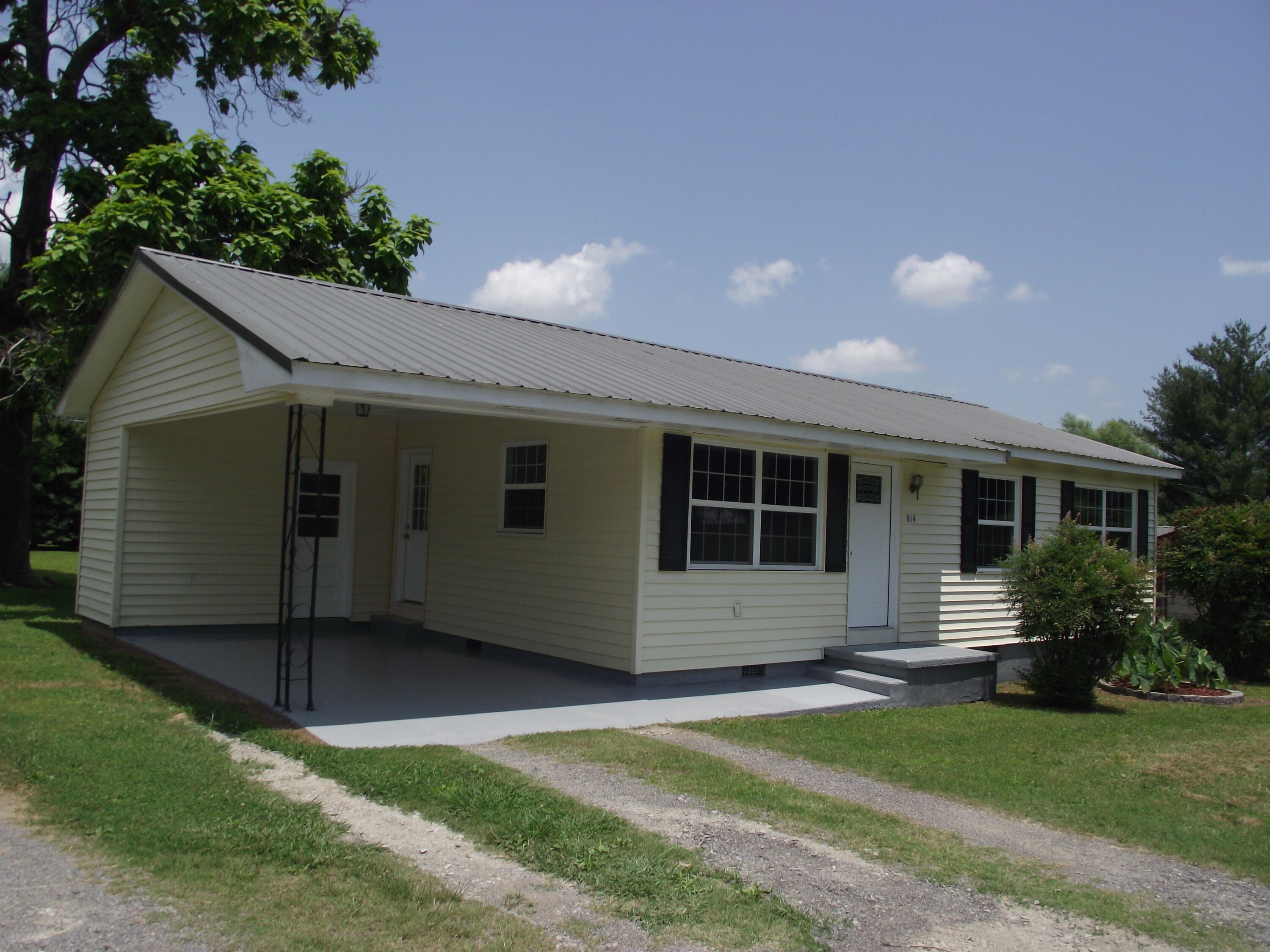 814 Pryor Cove Road Jasper, TN 37347 - Photo 2 of 19 DSCF7488