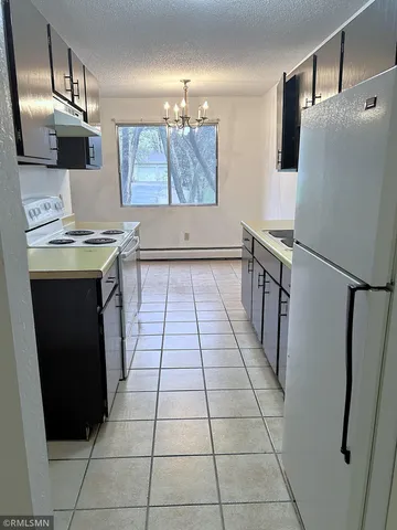 $1,000 | 539 South Wasson Lane, River Falls, WI 54022