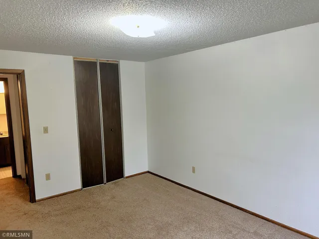 $1,000 | 539 South Wasson Lane, River Falls, WI 54022