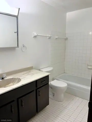 $1,000 | 539 South Wasson Lane, River Falls, WI 54022