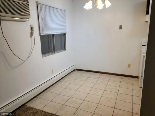 $1,000 | 539 South Wasson Lane, River Falls, WI 54022