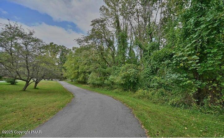 6249 Paradise Valley Road Mount Pocono, PA 18344 - Photo 2 of 28 Driveway #1