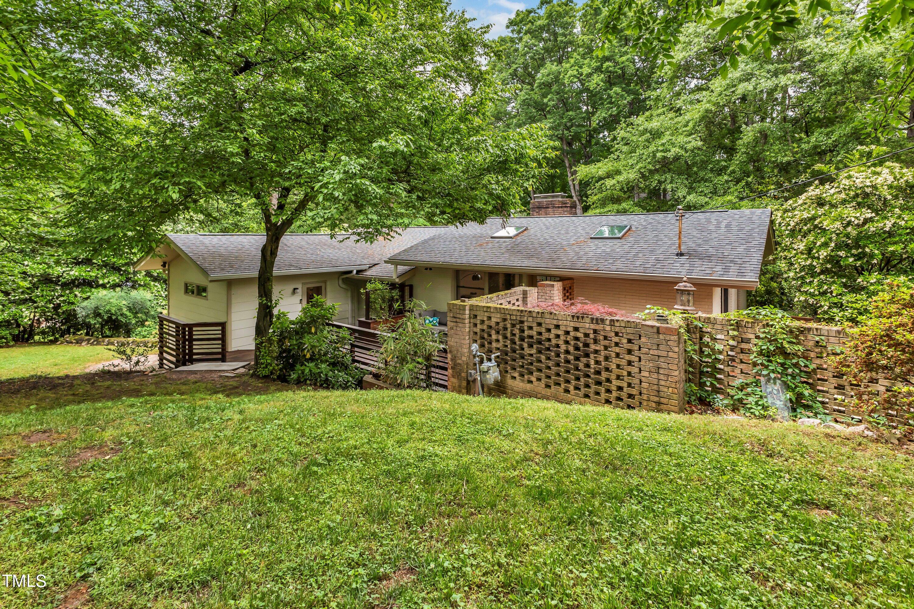 3216 Milton Road Raleigh, NC 27609 - Photo 3 of 3 12-IMG_6928