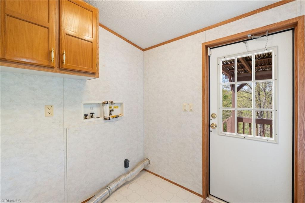 1747 Lynchburg Road Westfield, NC 27053 - Photo 30 of 49