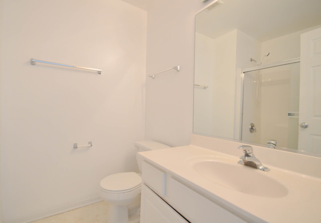 298 Jennifer Court Gurnee, IL 60031 - Photo 13 of 17