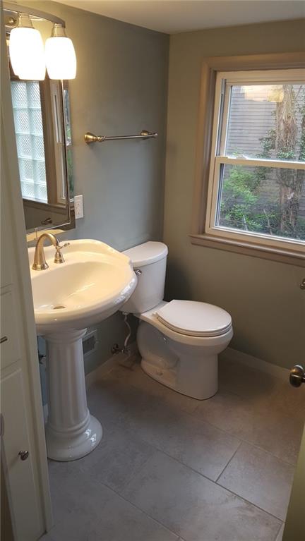 6325 Allisonville Road Indianapolis, IN 46220 - Photo 14 of 26 Gallery Image 14