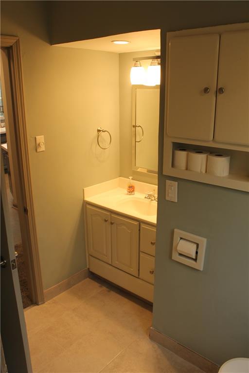 6325 Allisonville Road Indianapolis, IN 46220 - Photo 17 of 26 Gallery Image 17