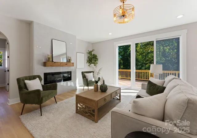 $745,000 | 426 Richards Lane, Mooresville, NC 28115