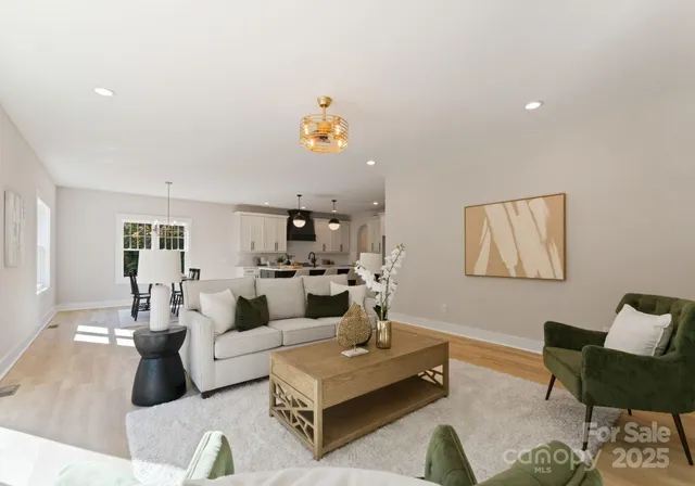 $745,000 | 426 Richards Lane, Mooresville, NC 28115