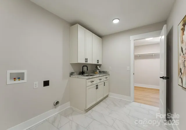 $745,000 | 426 Richards Lane, Mooresville, NC 28115