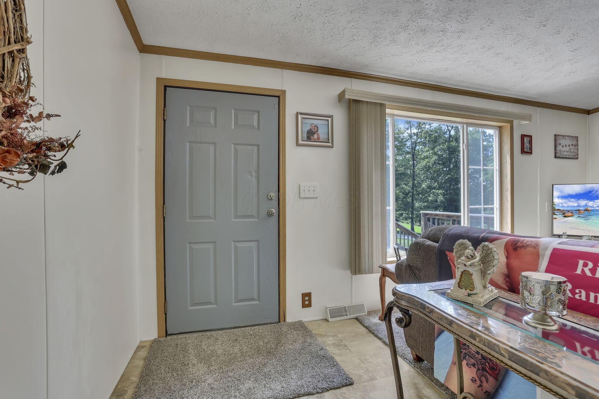 19600 Hampshire Road Utica, OH 43080 - Photo 12 of 70 13-web-or-mls-7W3A7100