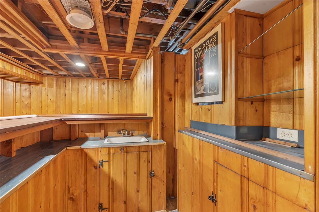 2200 Shore Road Warwick, RI 02889 - Photo 31 of 36 Gallery Image 31