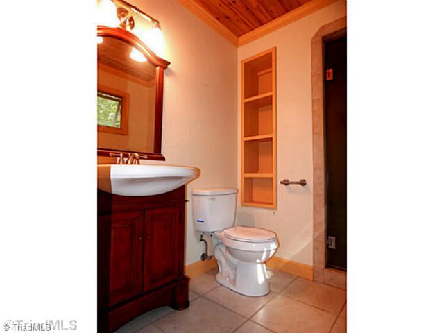 6930 Maynard Road Summerfield, NC 27358 - Photo 13 of 15 Master Bath/Spa.