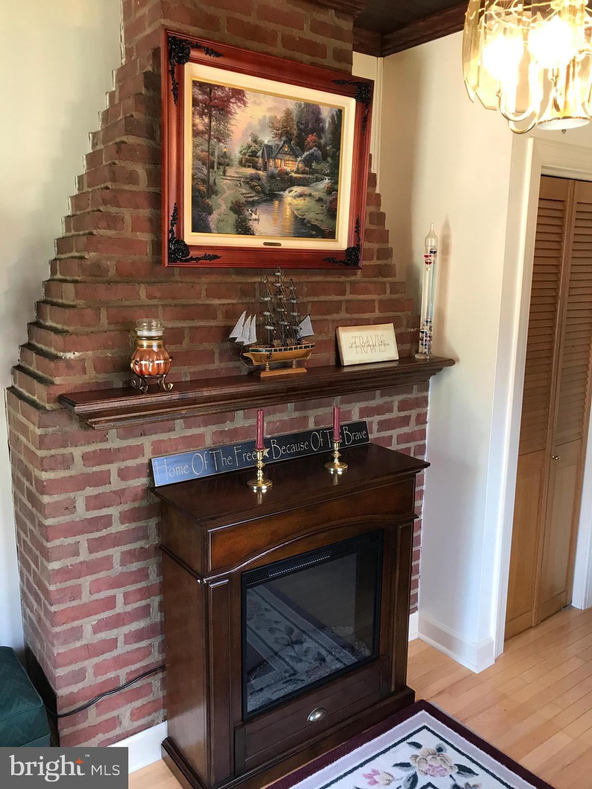 235 East Roland Road Brookhaven, PA 19015 - Photo 4 of 20 Foyer Fireplace