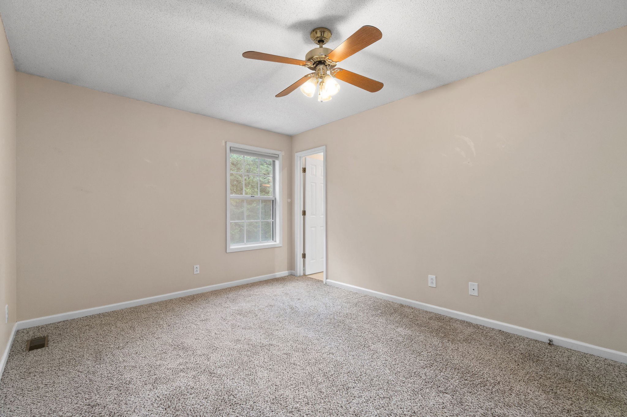 3521 Hunters Ridge Woodlawn, TN 37191 - Photo 17 of 26 Gallery Image 17