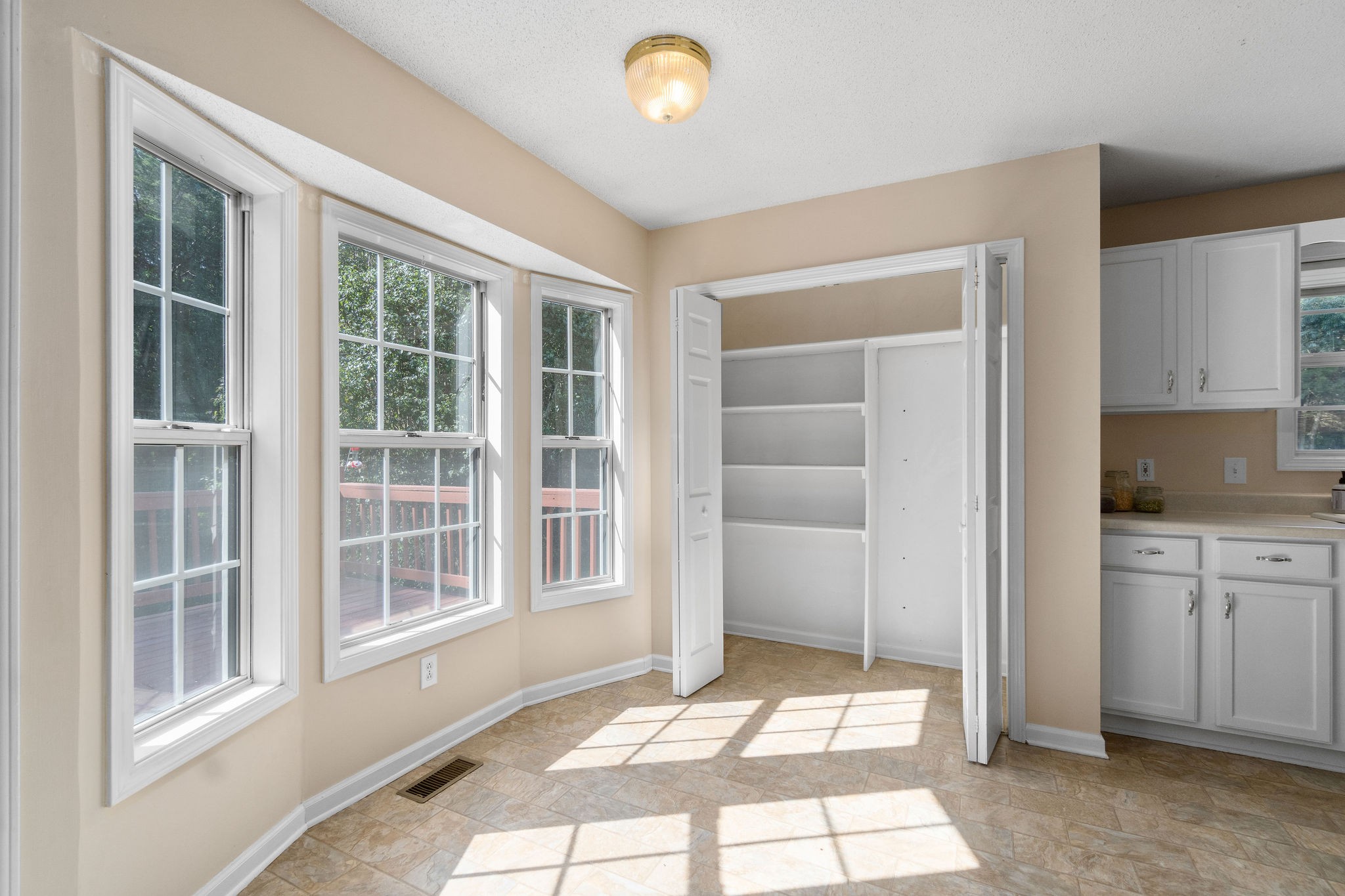 3521 Hunters Ridge Woodlawn, TN 37191 - Photo 8 of 26 Gallery Image 8