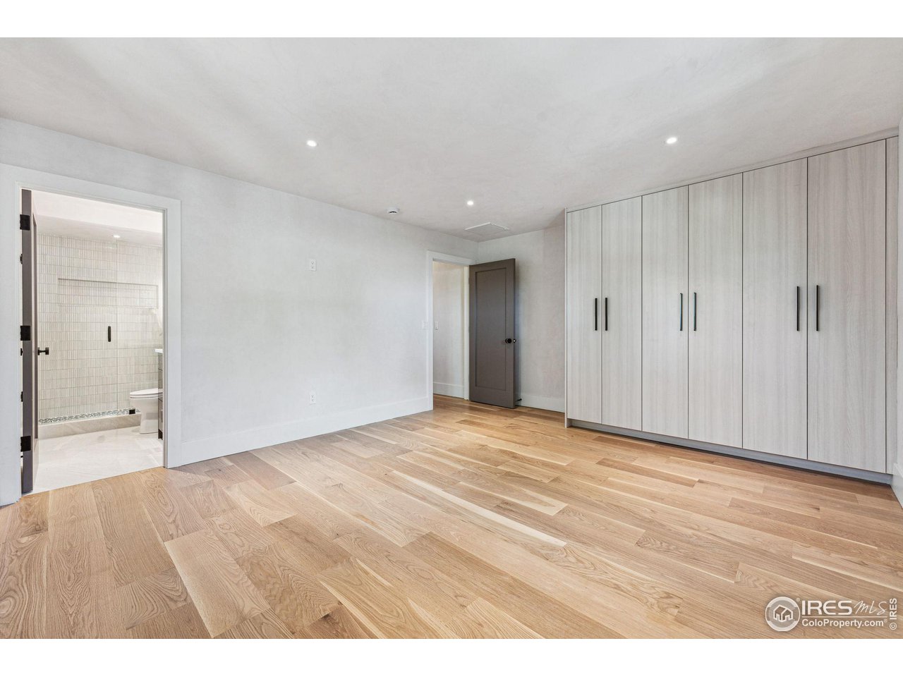 814 7th Street Boulder, CO 80302 - Photo 19 of 40 Main Floor bedroom #2, or office. 3/4 ensuite bath