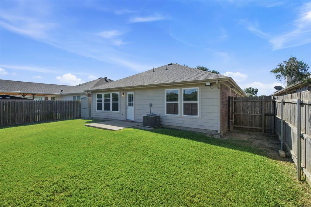 8475 Widgeon Way Dallas, TX 75249 - Photo 36 of 38