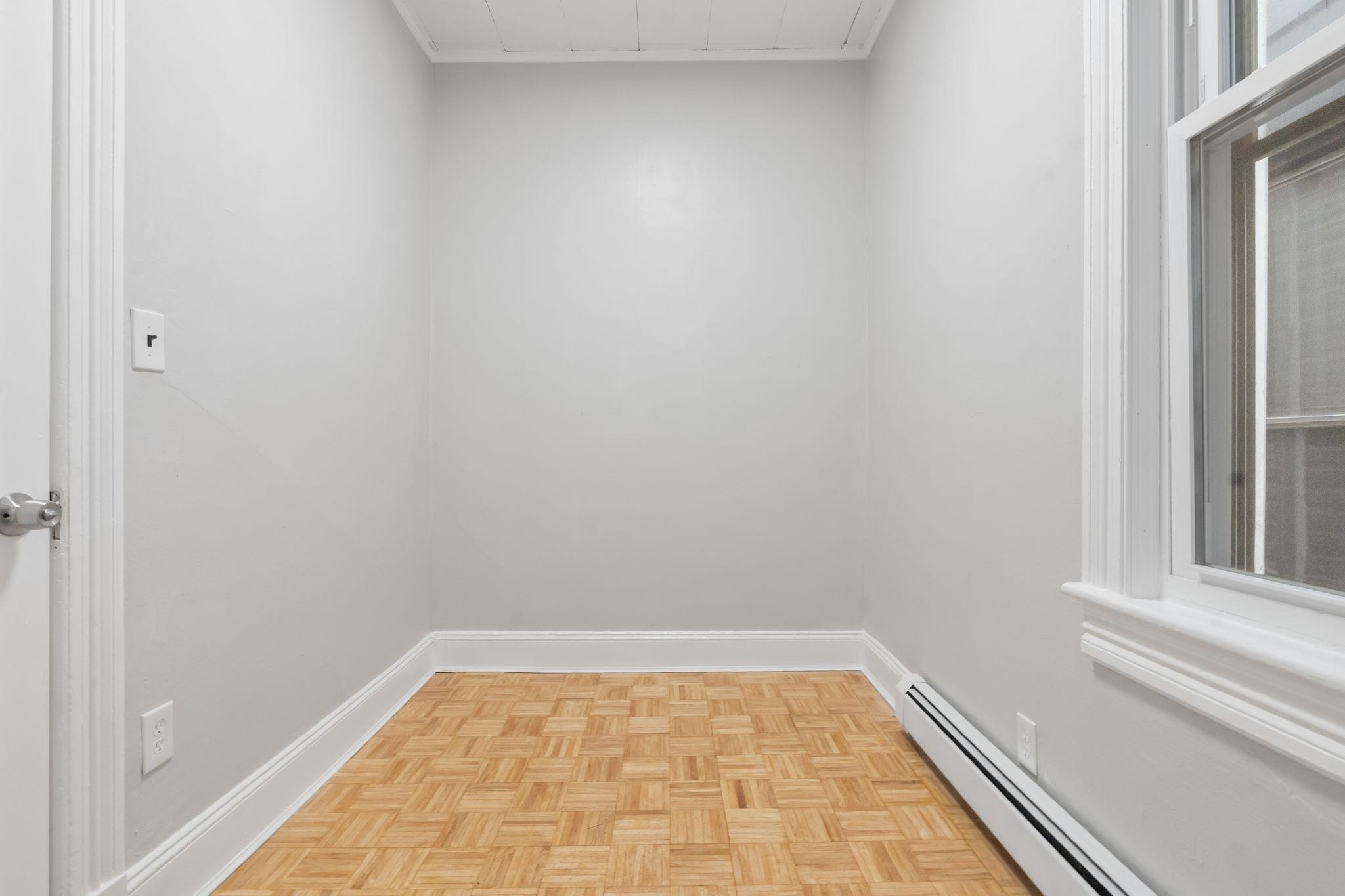 20 Linden Court, Unit 1 Jersey City, NJ 07305 - Photo 14 of 33