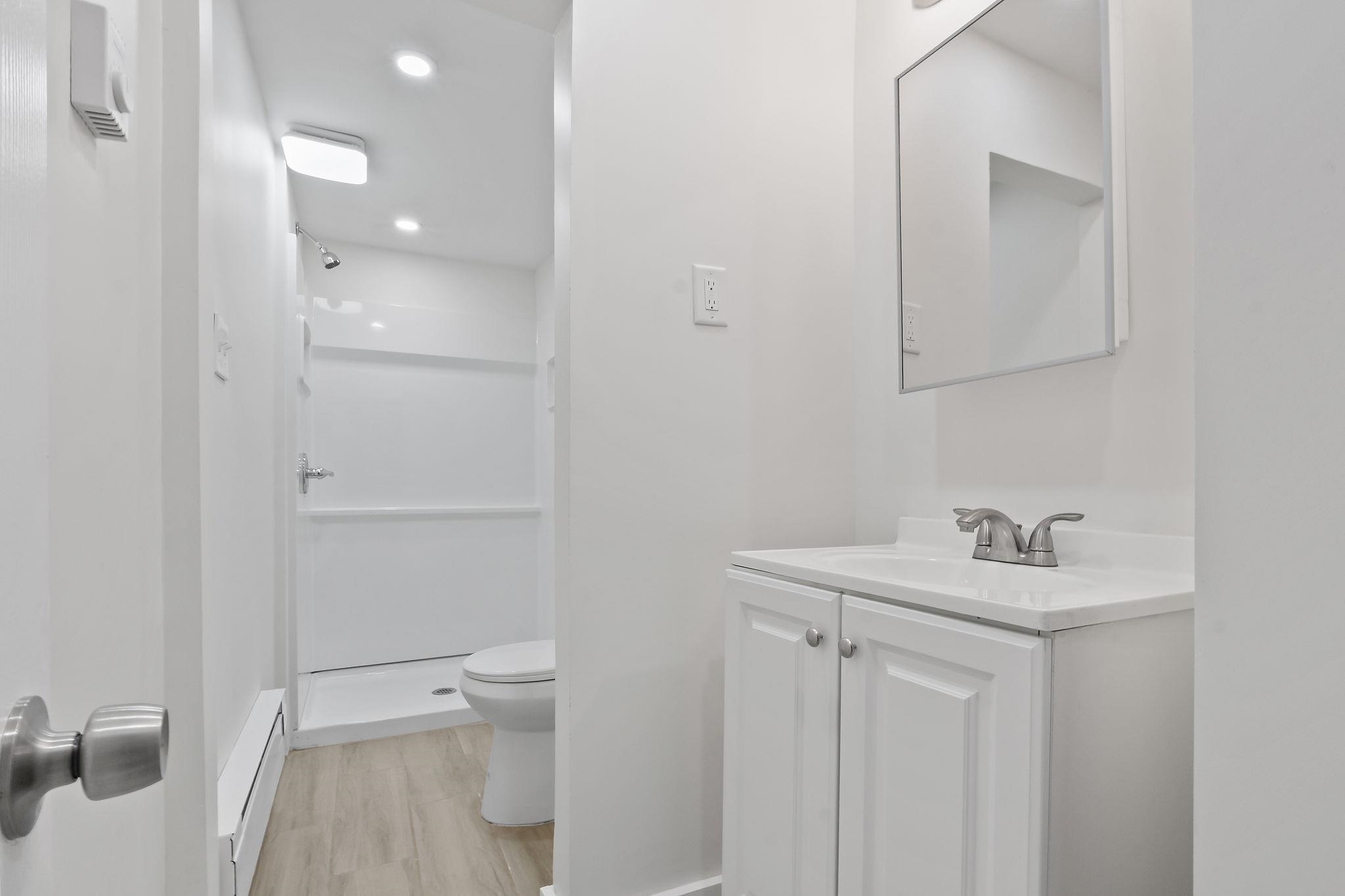 20 Linden Court, Unit 1 Jersey City, NJ 07305 - Photo 29 of 33