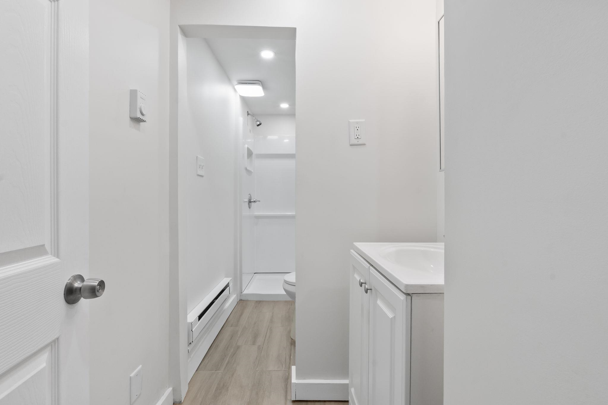 20 Linden Court, Unit 1 Jersey City, NJ 07305 - Photo 30 of 33