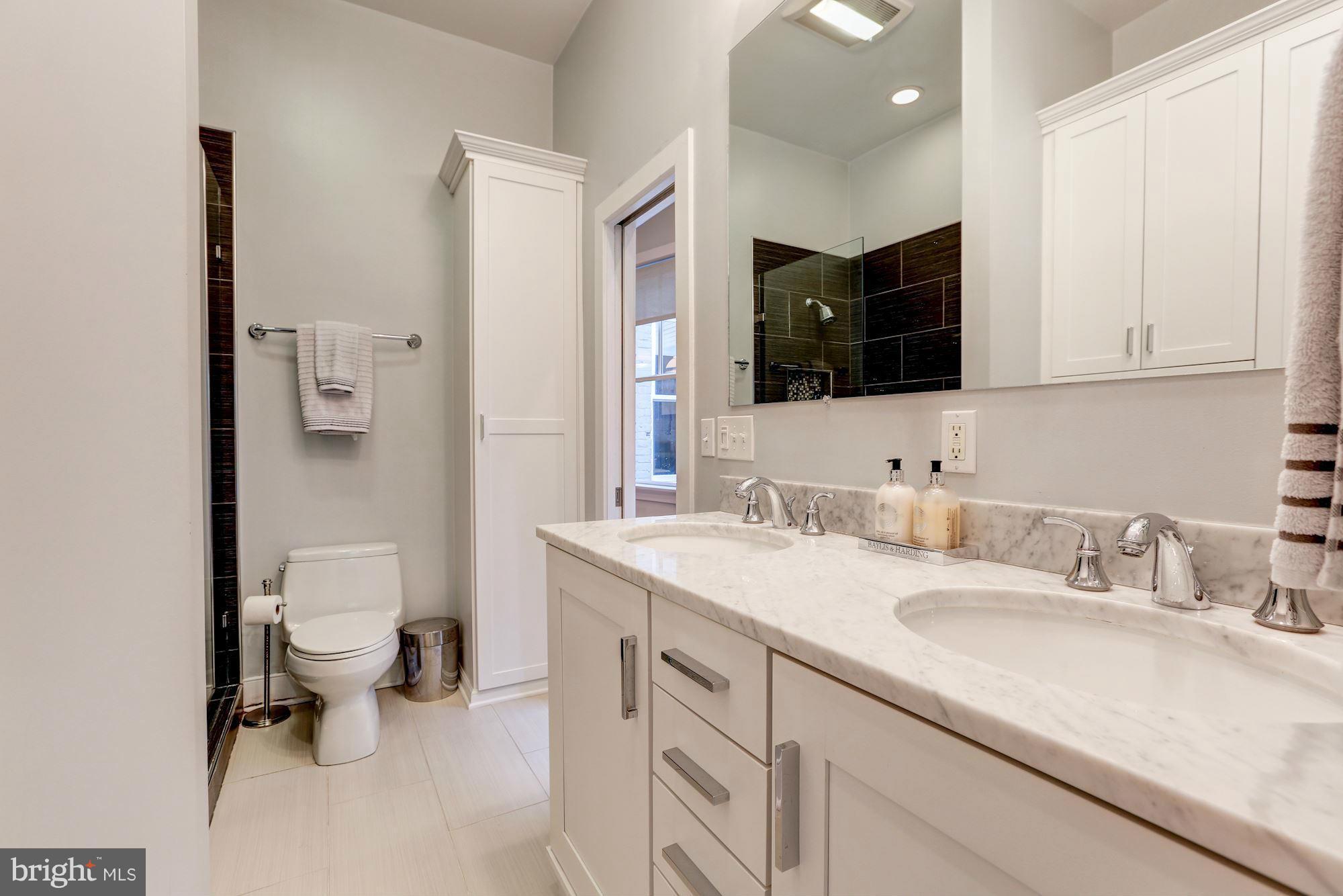 509 P Street Northwest, Unit 1 Washington, DC 20001 - Photo 13 of 21 Main Level - Master Bath