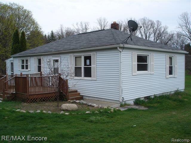 5404 Sherwood Road Oxford, MI 48371 - Photo 5 of 12 5404 Sherwood Front 2