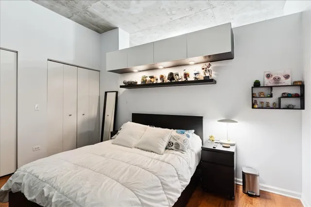 $245,000 | 1122 West Catalpa Avenue, Unit 502, Chicago, IL 60640