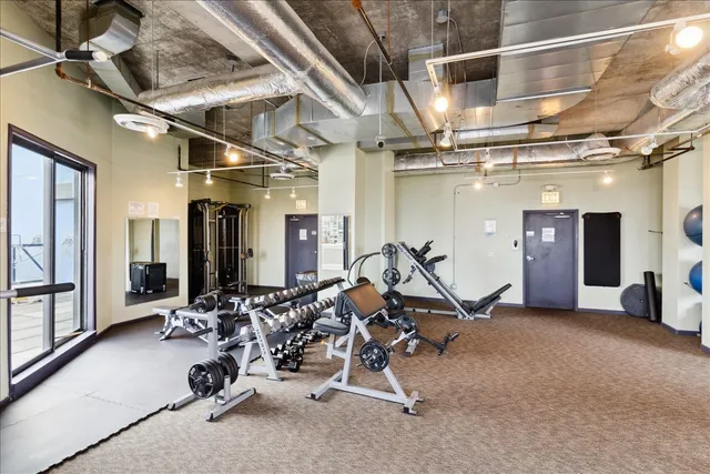 $245,000 | 1122 West Catalpa Avenue, Unit 502, Chicago, IL 60640