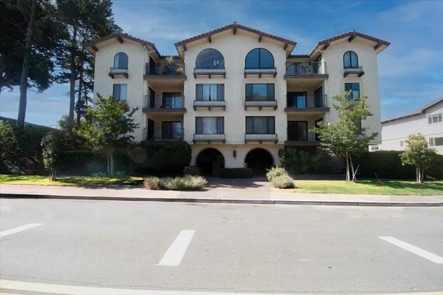 $990,000 | 555 Palm Avenue, Unit 207, Millbrae, CA 94030
