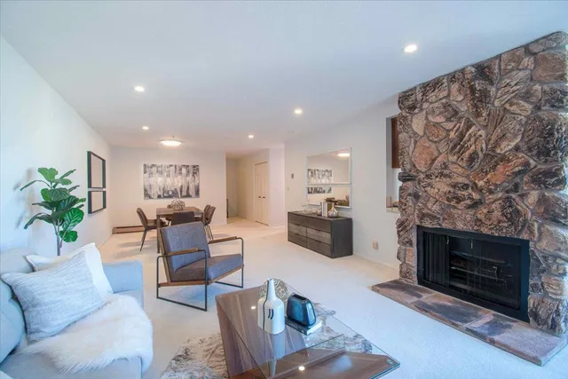 $990,000 | 555 Palm Avenue, Unit 207, Millbrae, CA 94030