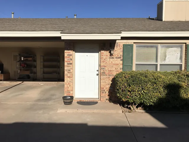 $850 | 5618 Brownfield Drive, Unit C, Lubbock, TX 79414