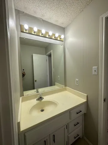 $850 | 5618 Brownfield Drive, Unit C, Lubbock, TX 79414