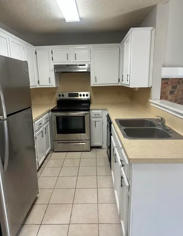 $850 | 5618 Brownfield Drive, Unit C, Lubbock, TX 79414