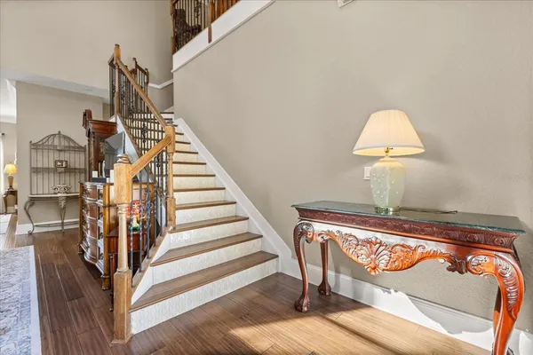 a view of entryway and hall