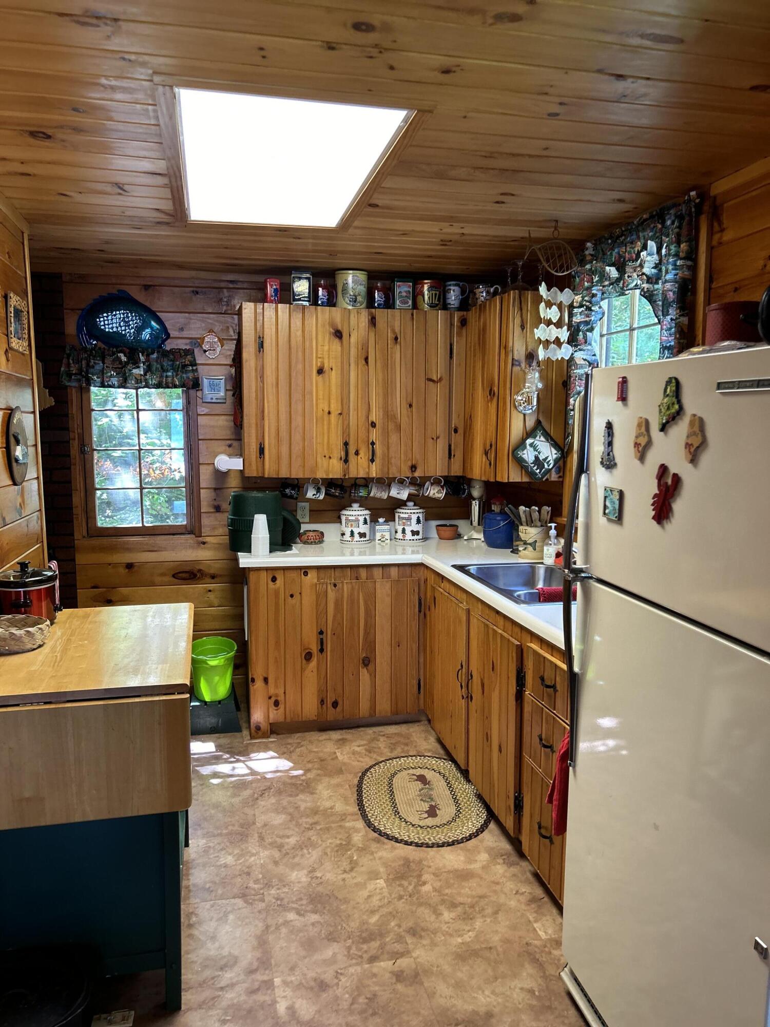 276 South Cove Road Willimantic, ME 04443 - Photo 15 of 77 image00014