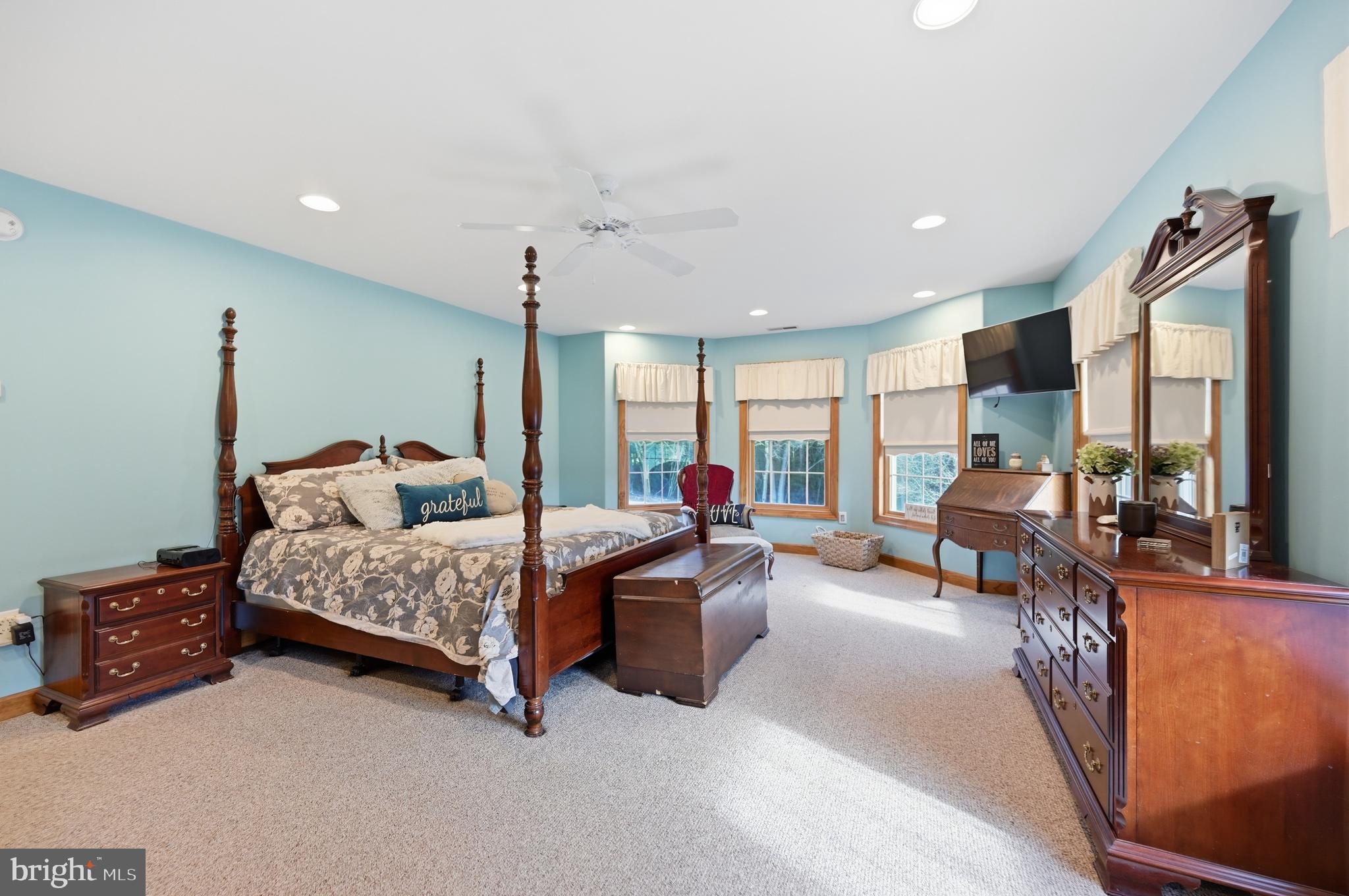 18981 Kenney Road Delmar, DE 19940 - Photo 18 of 31 a bed room with furniture and a large window