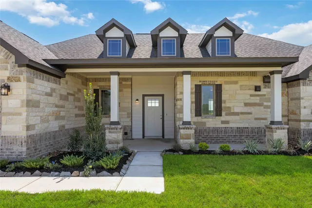 $494,816 | 6727 Pelican Lane, Beasley, TX 77417