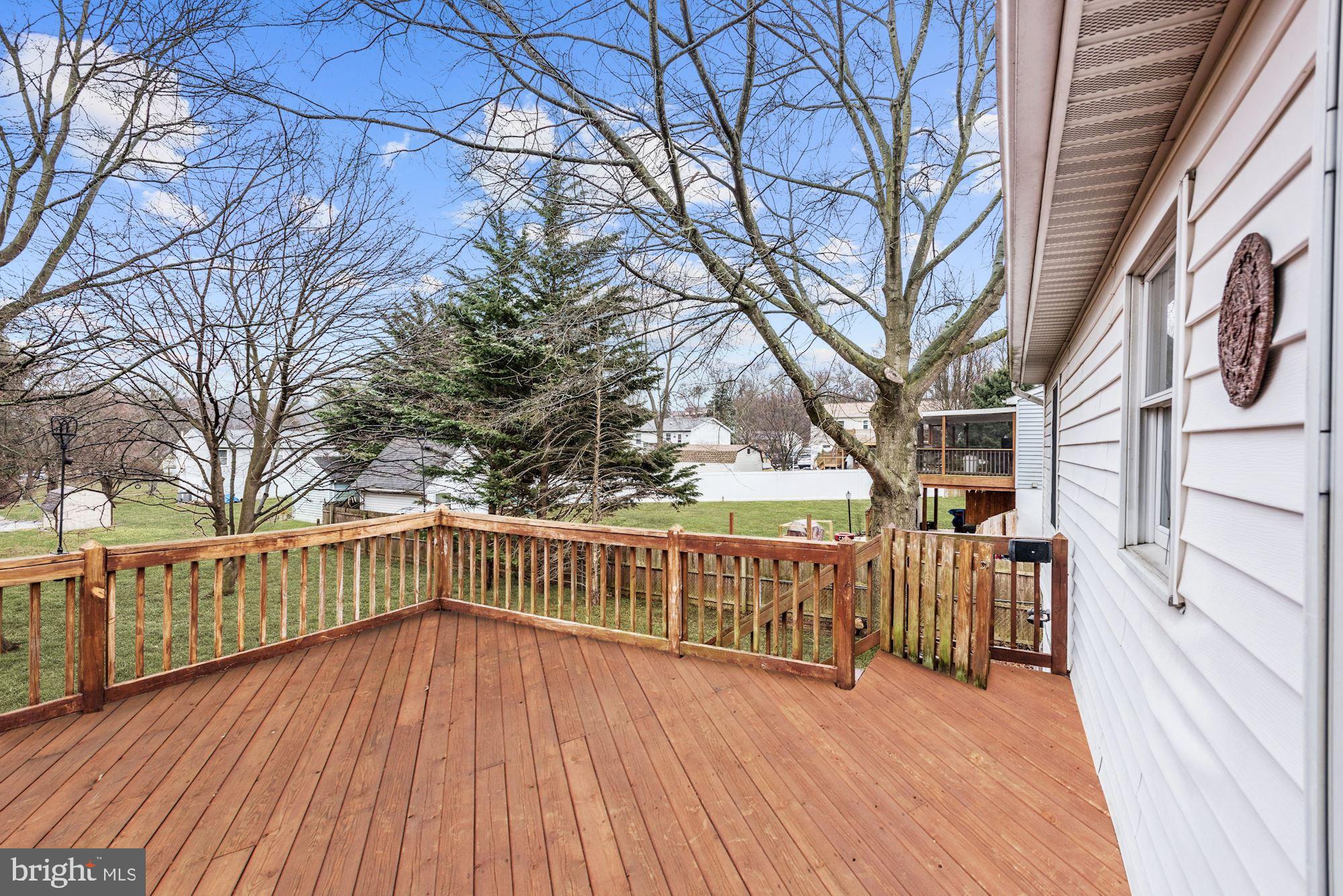 3405 Augusta Road Manchester, MD 21102 - Photo 20 of 27 Deck