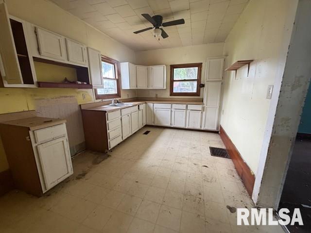 107 East Market Street Table Grove, IL 61482 - Photo 10 of 20