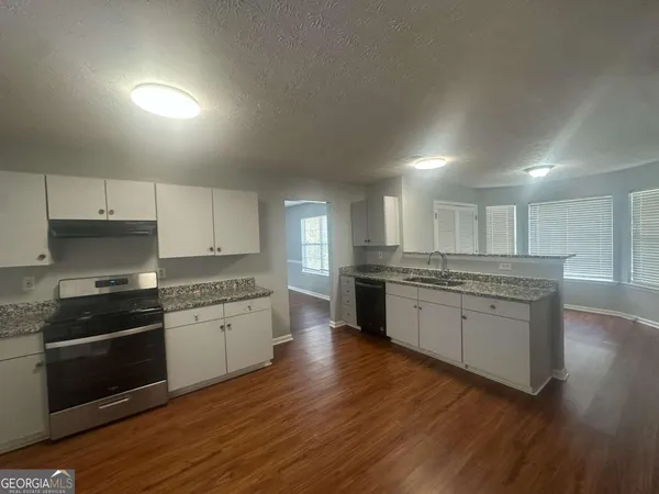 $2,200 | 10988 Mansura Place, Hampton, GA 30228