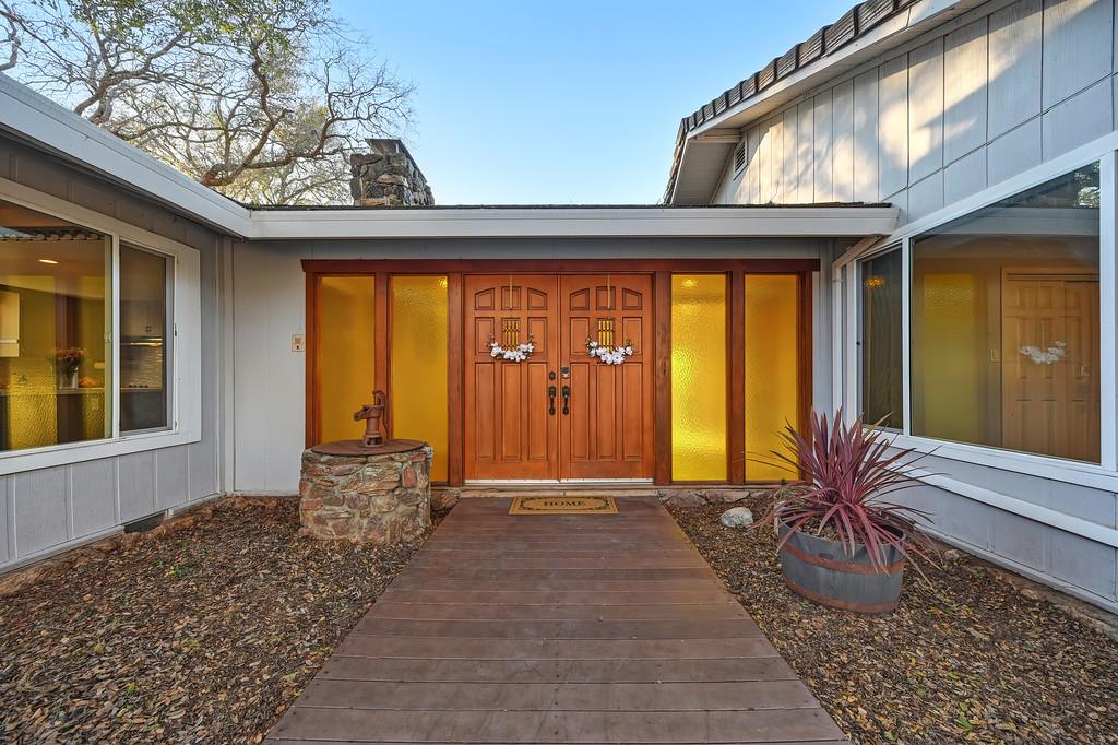 2298 Pinon Road Rescue, CA 95672 - Photo 5 of 67