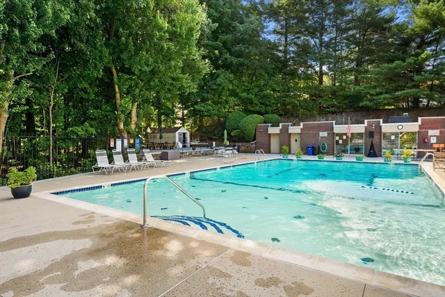 $384,900 | 64 Main Street, Unit 41B, Stoneham, MA 02180