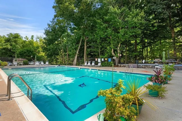 $384,900 | 64 Main Street, Unit 41B, Stoneham, MA 02180