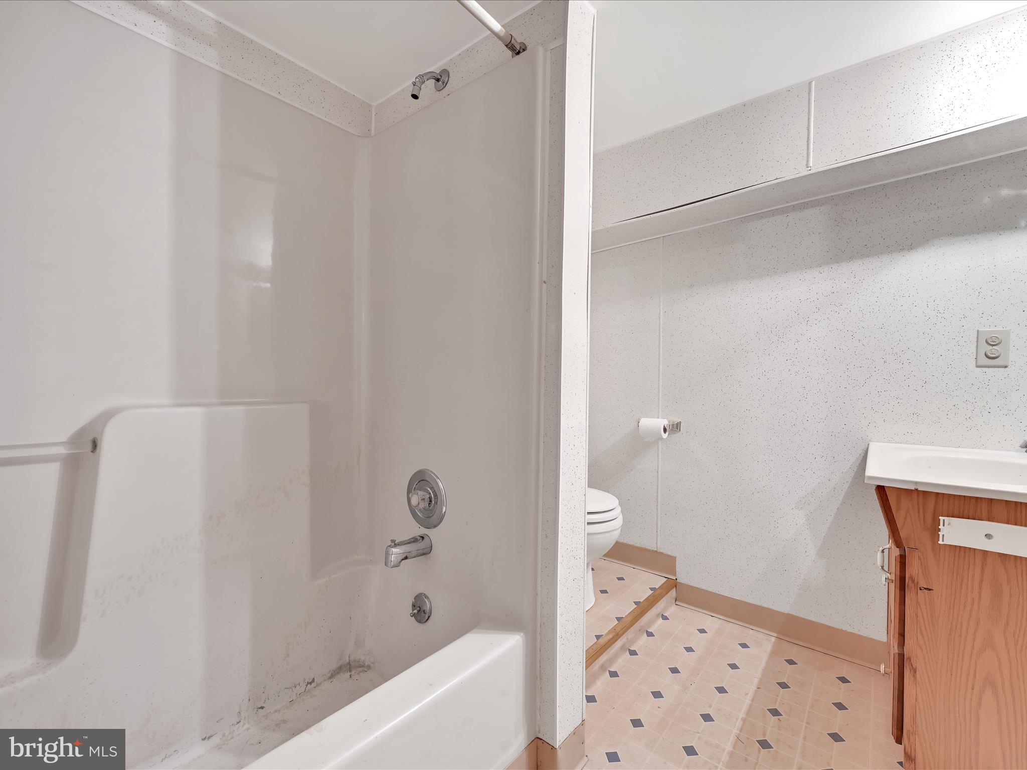 202 Lopax Road Harrisburg, PA 17112 - Photo 23 of 28 bathroom