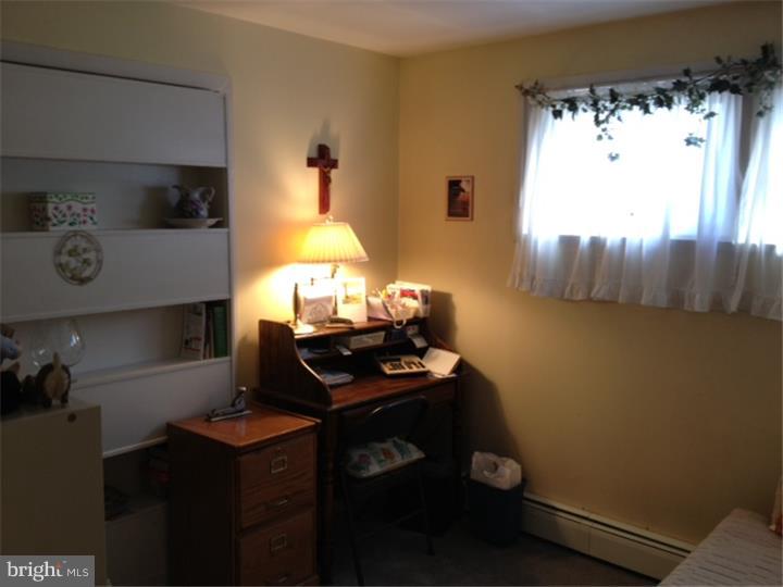 1268 Thomson Road Abington, PA 19001 - Photo 17 of 20 Bedroom 3
