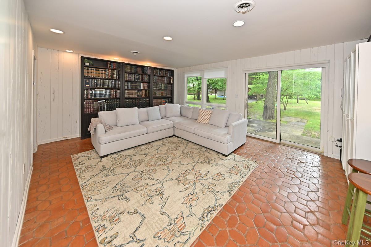 43 Sutin Place Spring Valley, NY 10977 - Photo 9 of 17