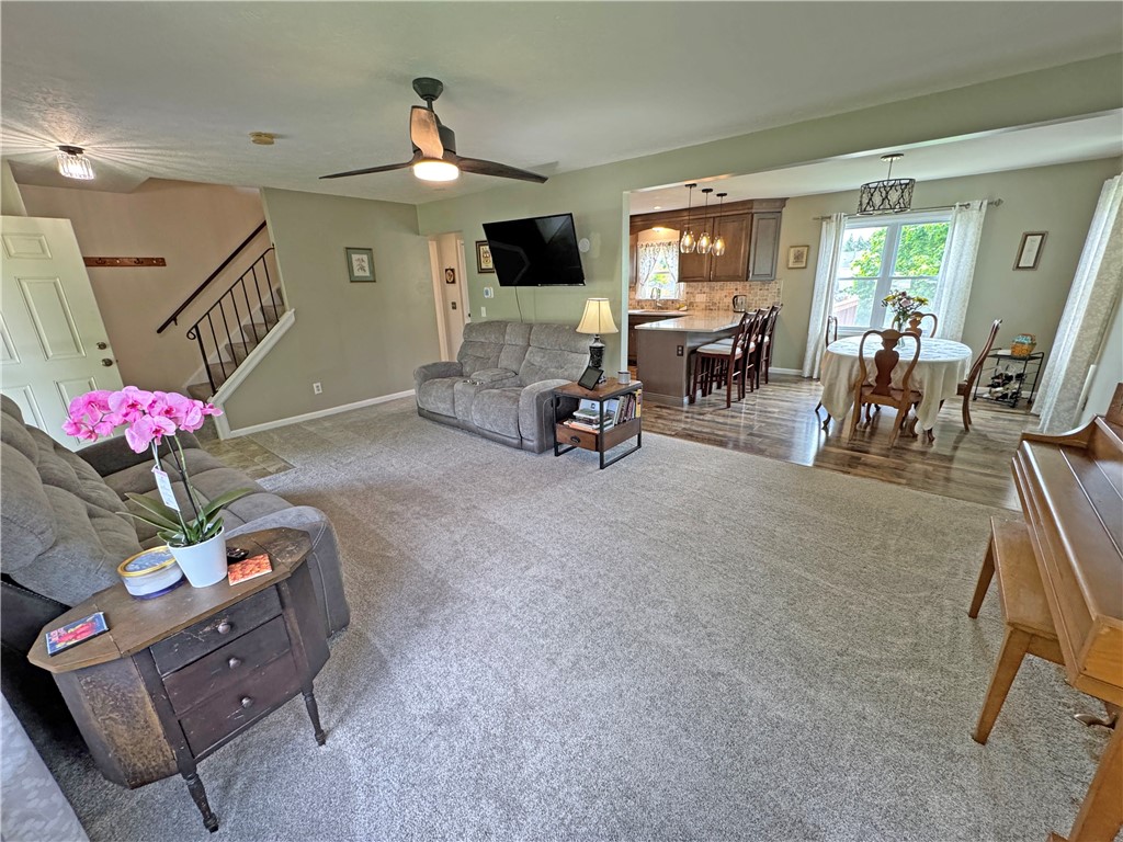 391 Farrell Road Extension Henrietta, NY 14586 - Photo 5 of 30