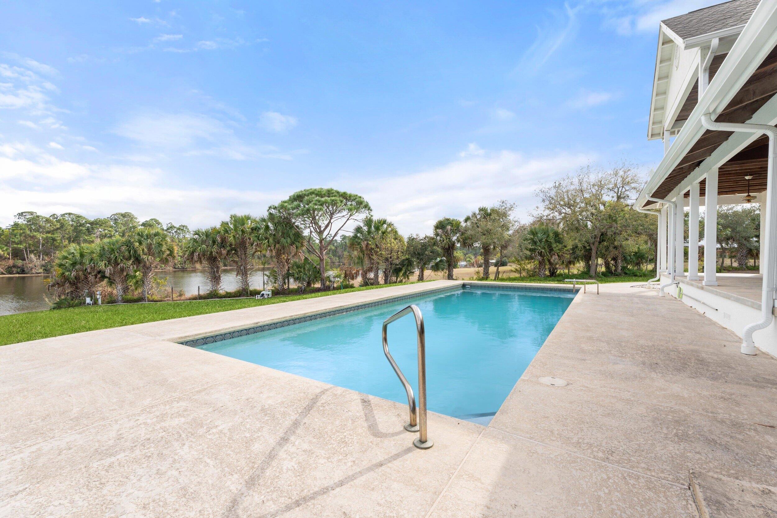10125 Southwest Green Ridge Lane, Unit LANE Palm City, FL 34990 - Photo 19 of 84 43_smg05265