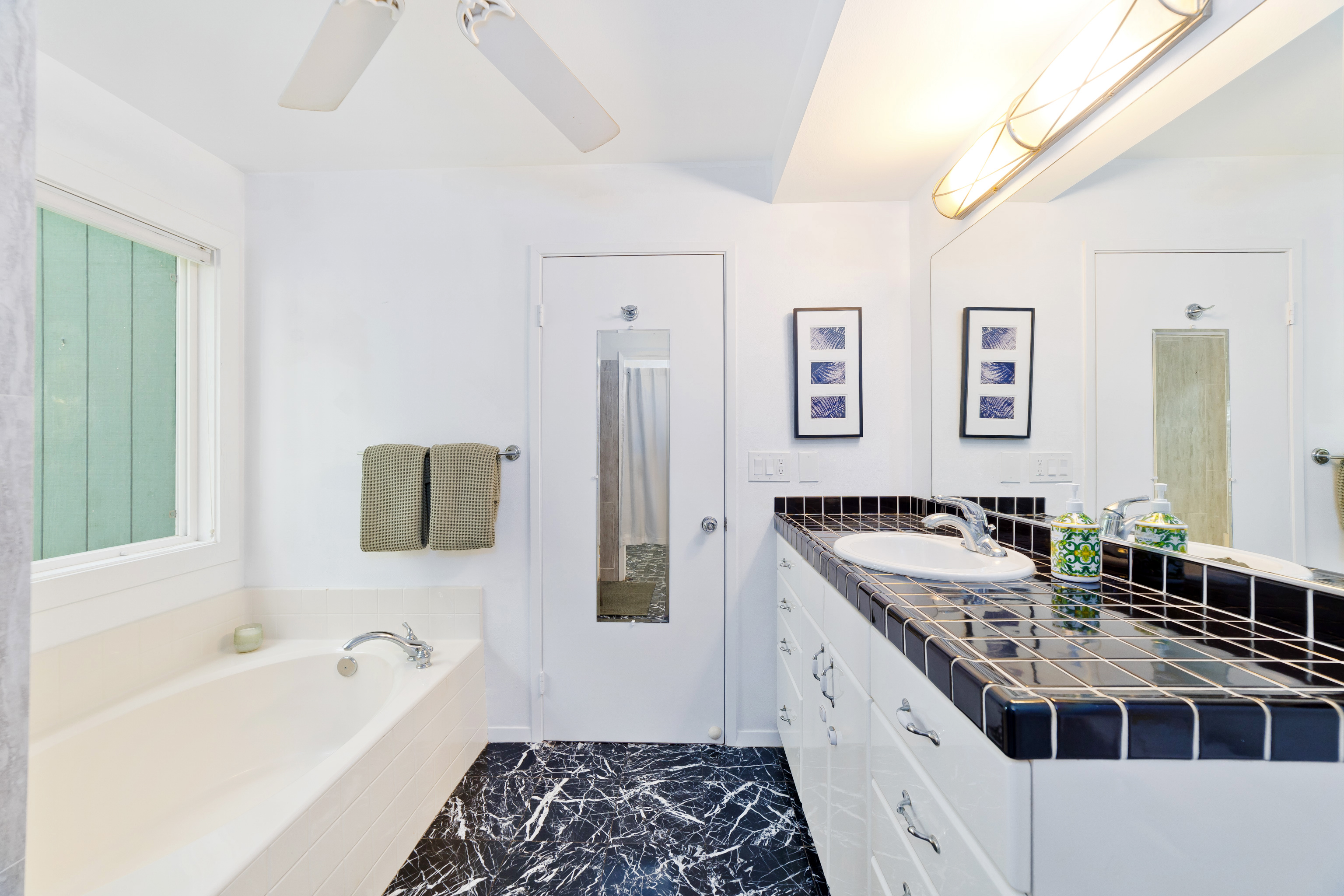 98 Kaiwiki Road Hilo, HI 96720 - Photo 16 of 25